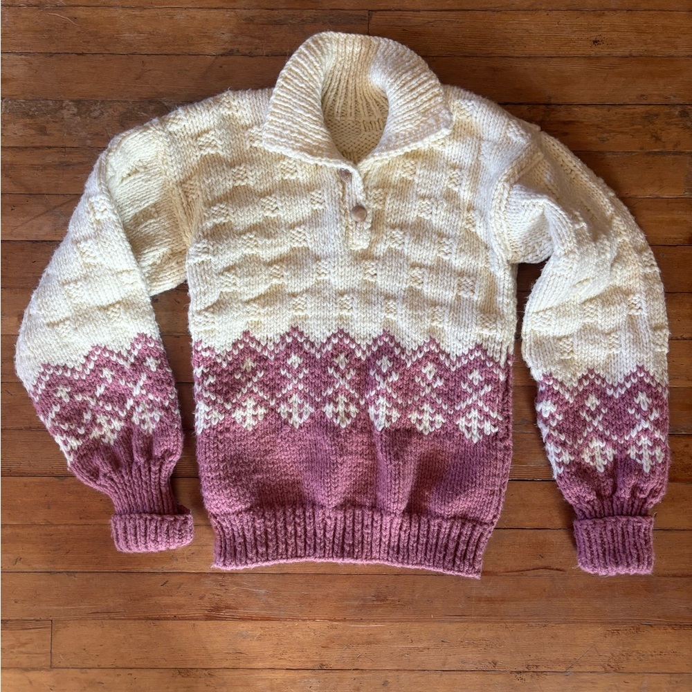 Vintage handknit pullover sweater